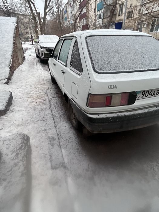 Продам машина иж 2126 ОДА