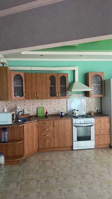 Кухонный гарнитур,в хорошем сос