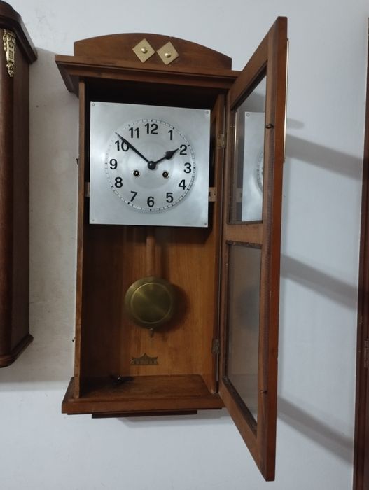 Ceas pendula de perete Haller&Benzing anii 20-30 cu pendul