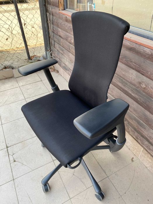 Herman Miller Embody chair - (Геймърски ергономичен офис стол)