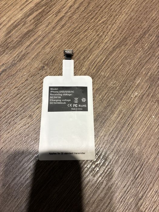 Adaptor wireless incarcator Qi pentru iPhone 6/6S/5/5S/5C