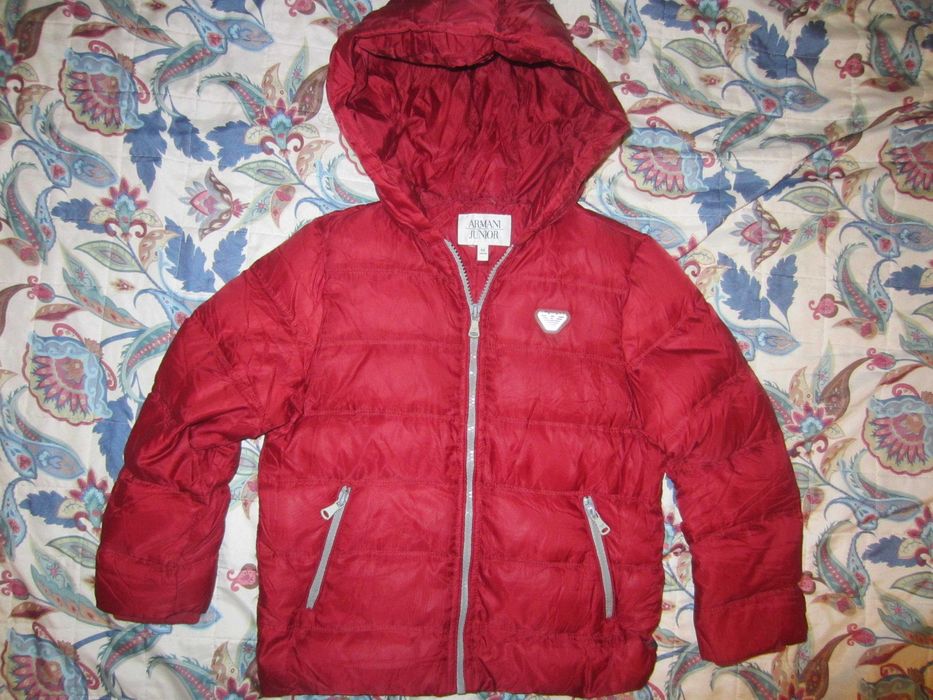 Geaca puf Armani Junior,masura 6/118cm (circa 6 ani),gluga, ca noua