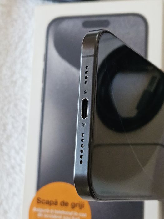 Iphone 15 pro max 86% baterie 256GB  stare excelenta Full box