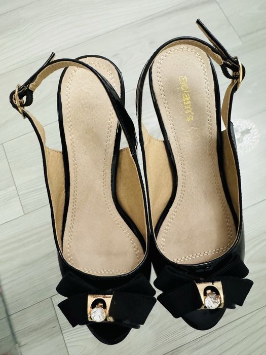 Sandale din piele Adams 37