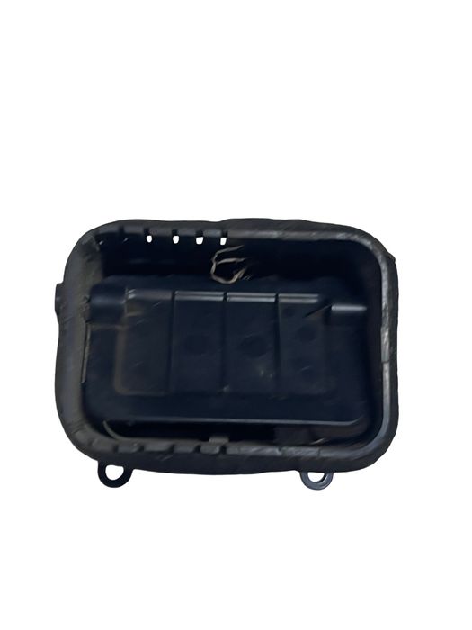 Grila De Ventilatie Dreapta Fata Mitsubishi L200 - 2001