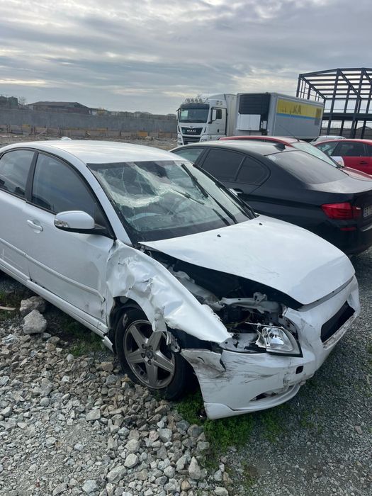 Vand volvo s40 avariat