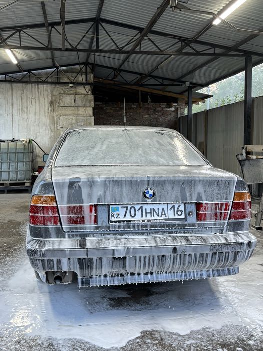 Продам BMW E34 520i vanos 2l, в хорошем состояний
