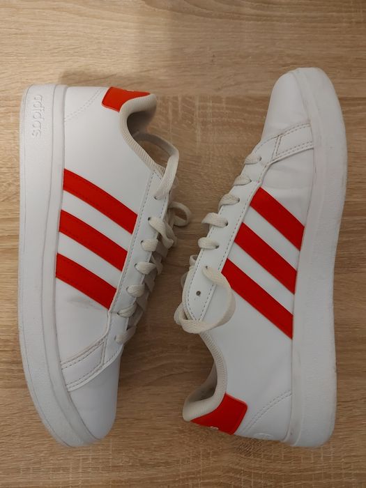 Adidas 38 2/3 purtati putin