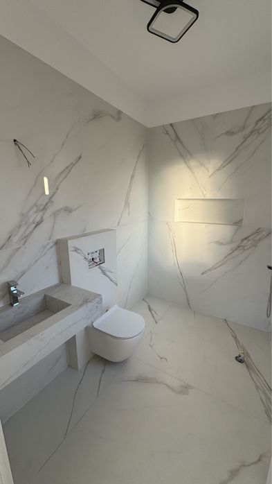 Casa premium de vânzare, cartier asfaltat - cartierul Olimp/Casandra