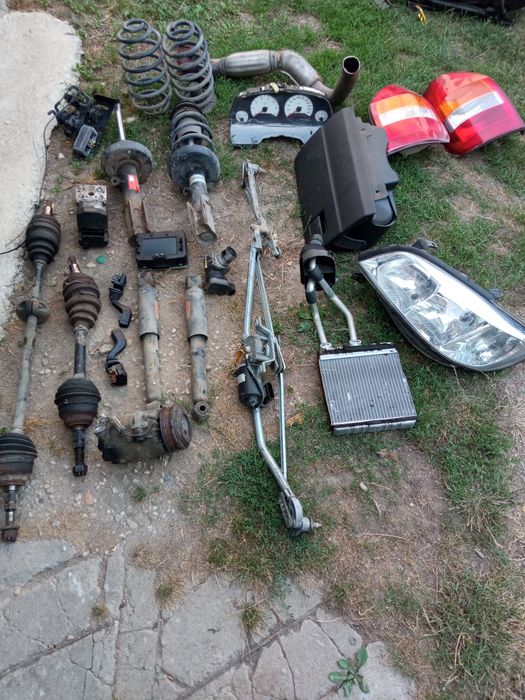 Vind piese Opel Zafira a 2.0 dti,an 2003