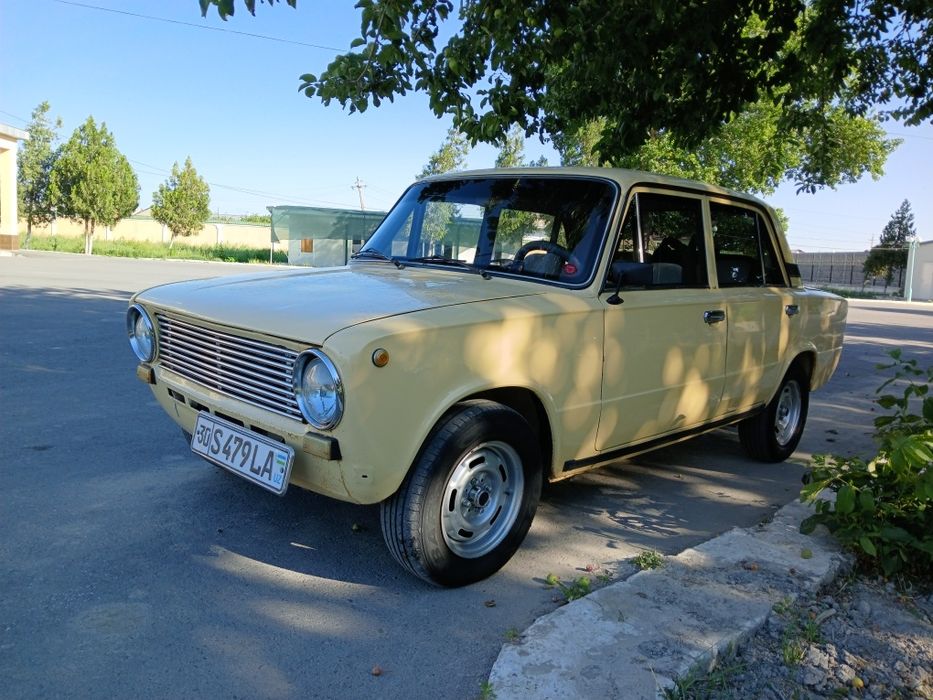 Vaz 21013 yili 1984
Narxi 26 million
Metan 77 lik balon
Mator 03
Matiz