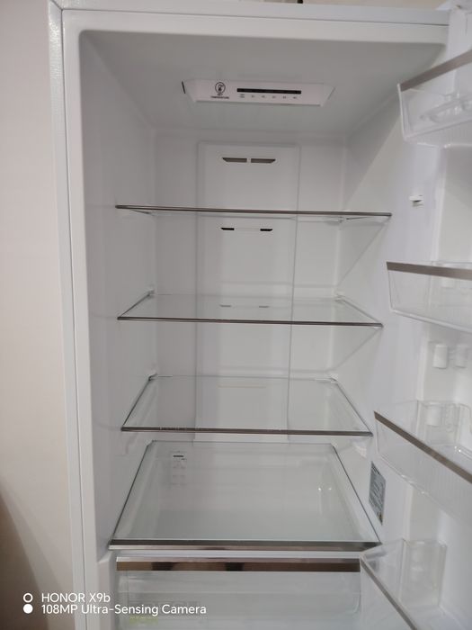 Холодильник Midea