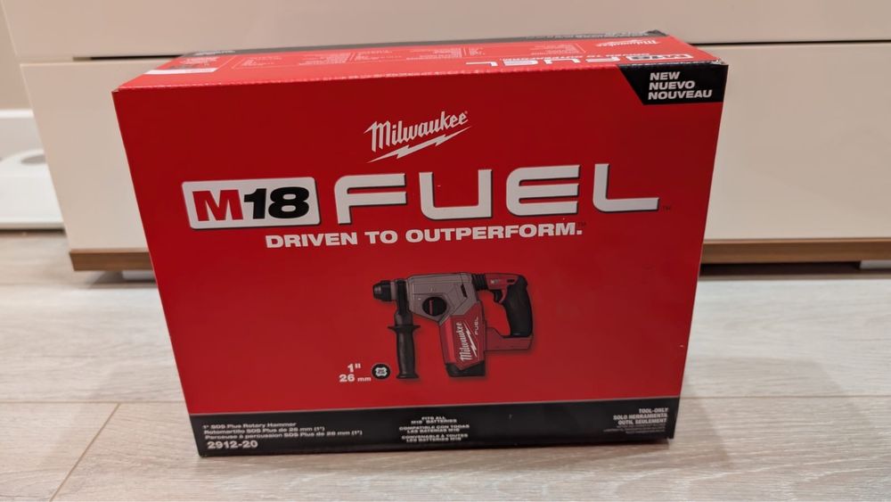 Аккумуляторный перфоратор Milwaukee M18