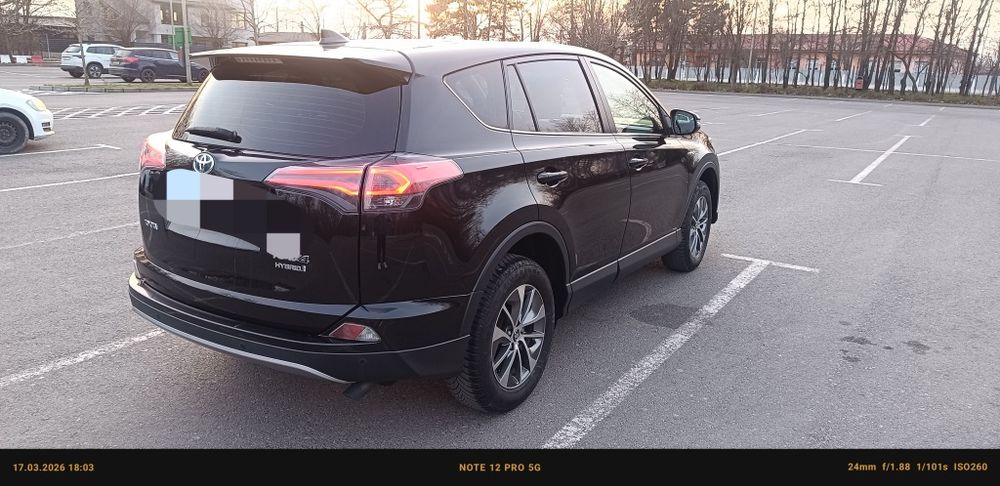 Toyota RAV4 hibrid