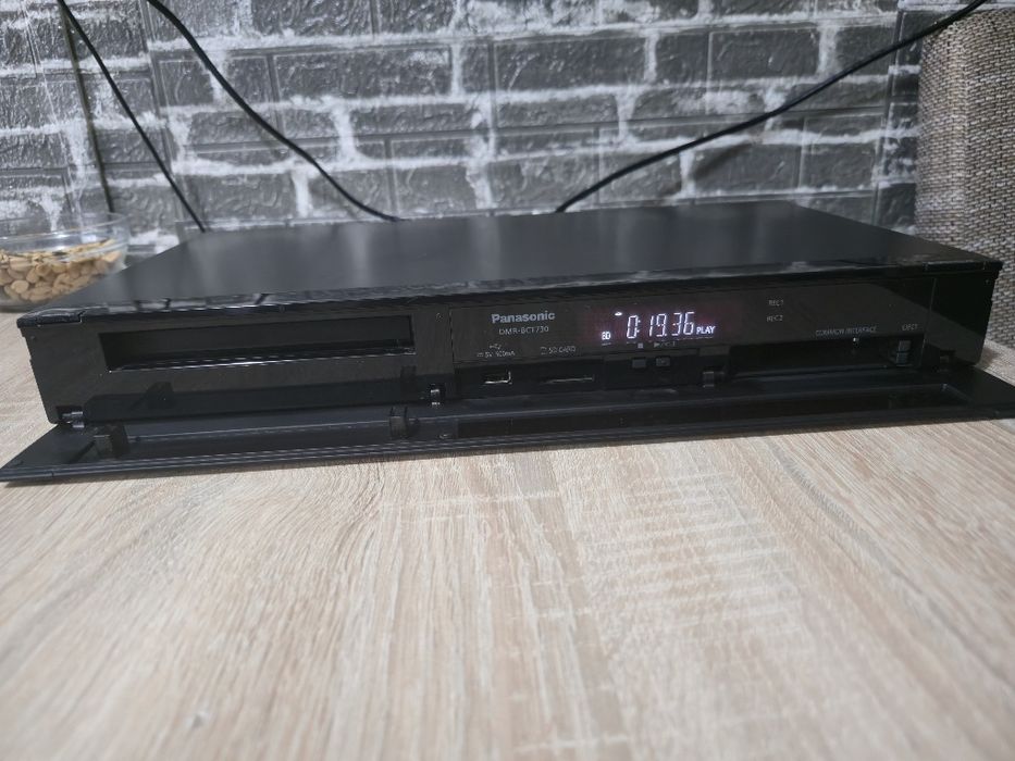 Blu-ray Recorder Panasonic DMR-BCT730, HDD 500GB, Tuner TV, 3D, 4K Upscaling