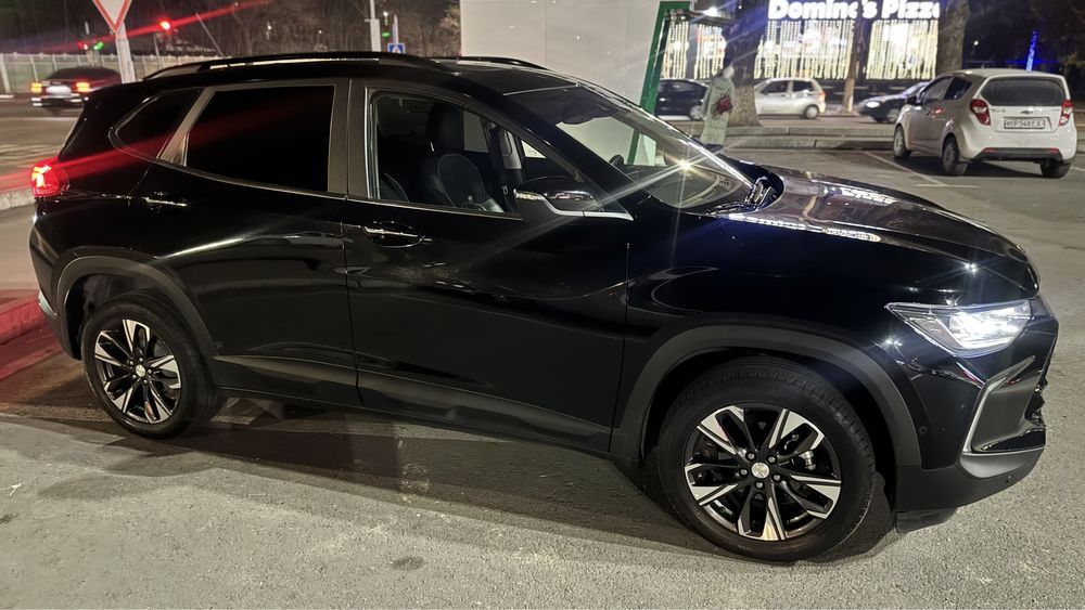 Tracker Premier 2023