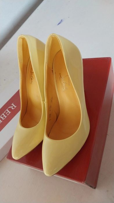 Туфли сатылады 36