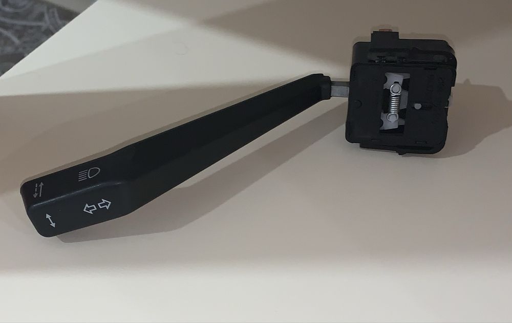 Переключатель поворотников ВАЗ