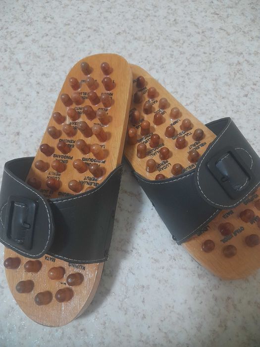 Массажные тапочки