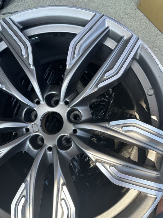 BMW 7 серия G11/G12 - 1 Джанта 20”