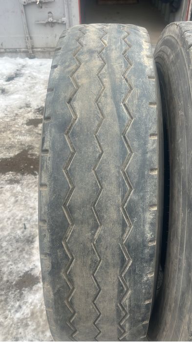 Продам грузовые шины