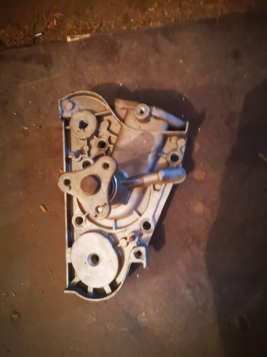 Мазда Демио 2000 гв, помпа.