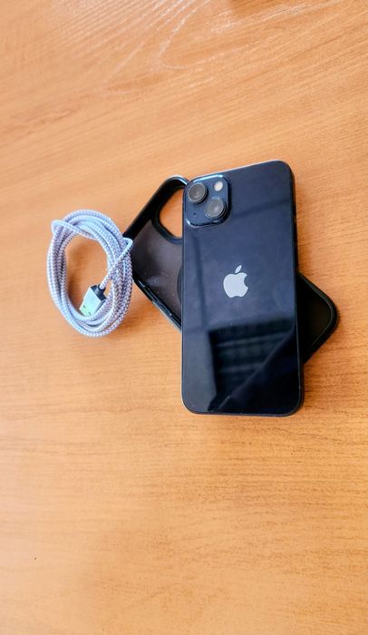iPhone 13 Midnight