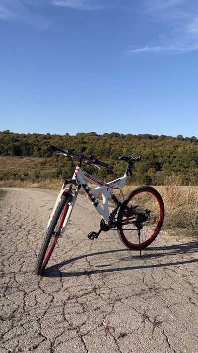 Велосипед Mckenzie Hill600