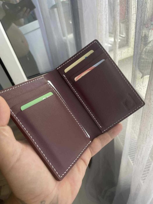 Portofel din piele naturala lucrat manual