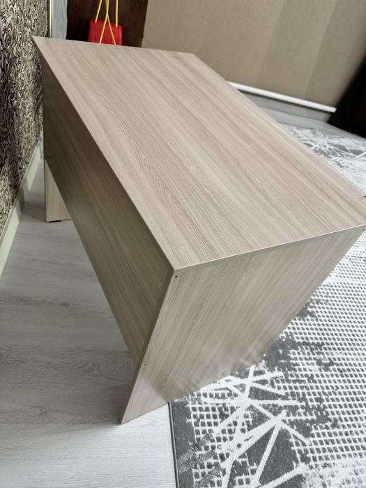 Письменные столы, стол под компьютер