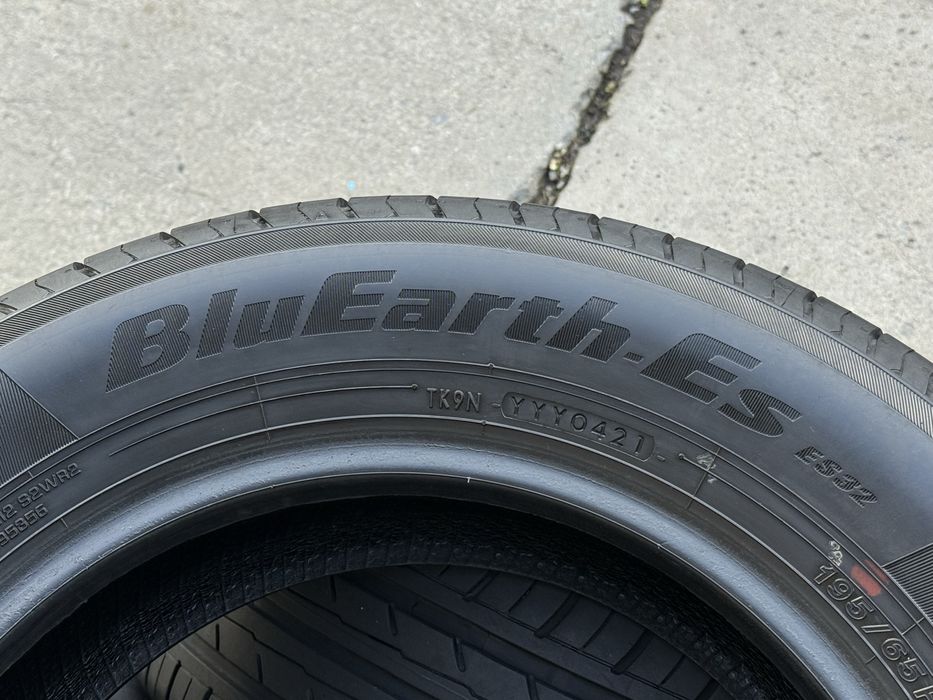 195|65 R15. Yokohama Es32.