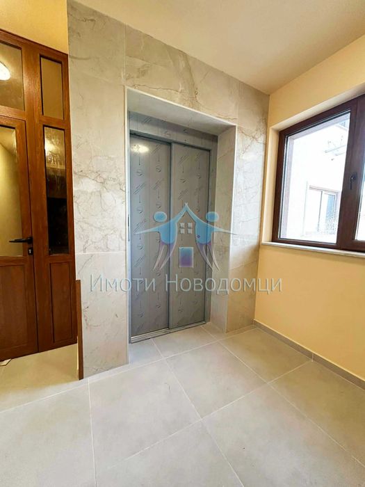 Продава се Тристаен апартамент в Шумен, Пазара - 102 кв.м за 745 €/кв.м - Снимка #11