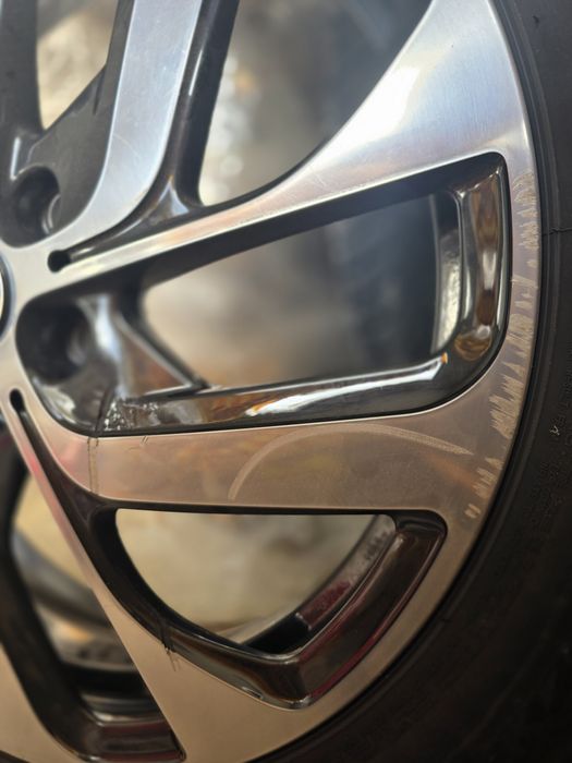 Гуми и джанти за BMW