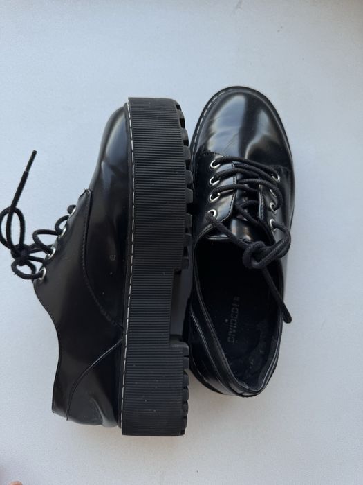 Пробам женские ботинки HM