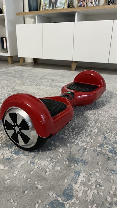 Гироскутер красный