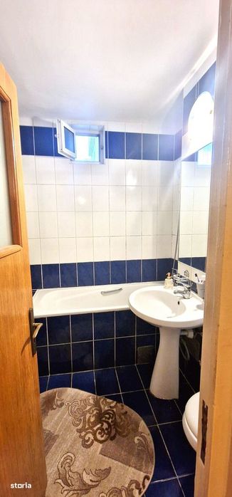Trei camere decomandat etajul 1, Dacia