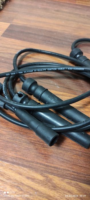 Продается комплект.