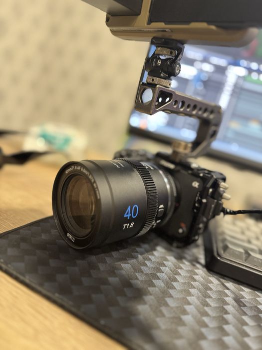 Продам Sirui 40mm T1.8 Anamorphic AF neutral flare