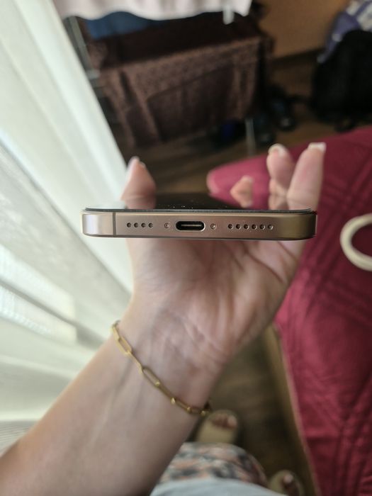 Iphone 16 pro max 256 GB и Аpple watch SE 44mm