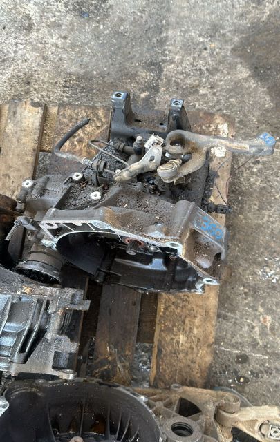 Cutie de viteze manuala Volkswagen VW Bora prima generatie