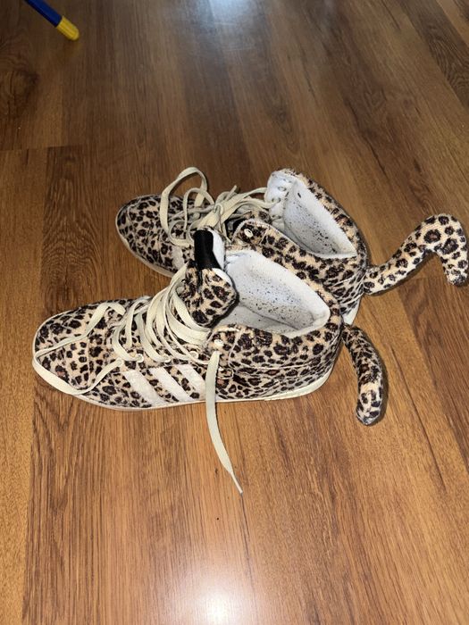 Jeremy scott adidas leopard tail