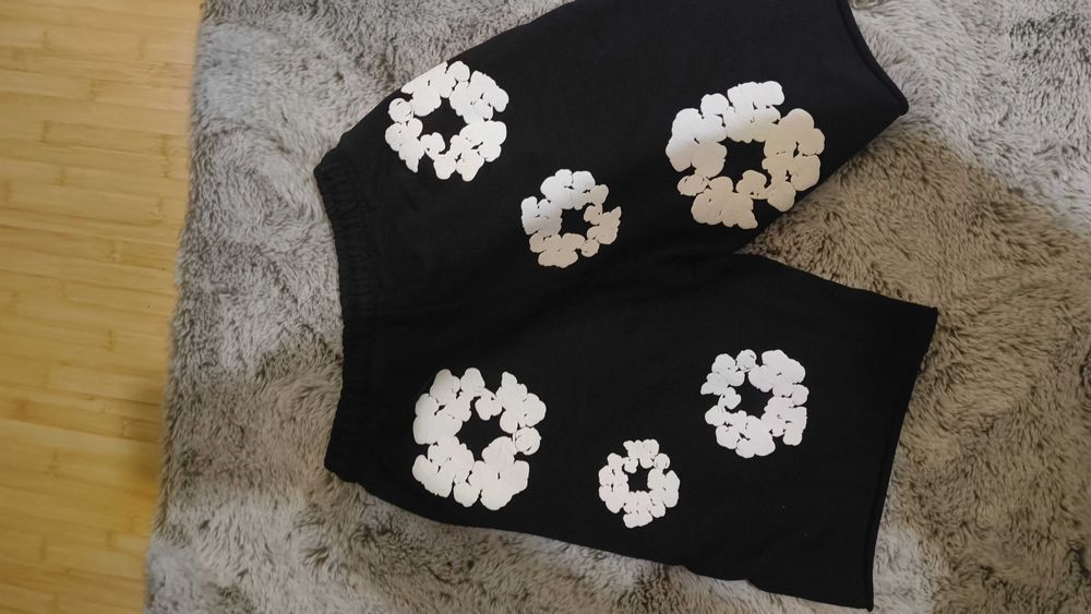 Denim tears къси гащи