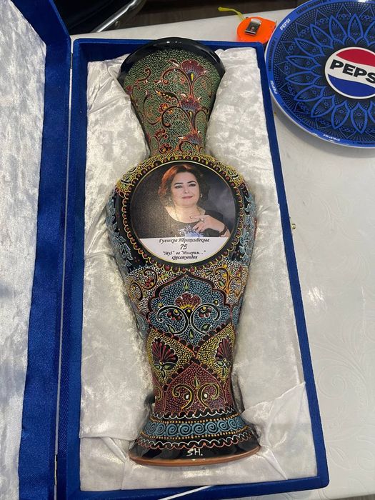 Lagan va vazaga brend va rasm qoʻyib berish