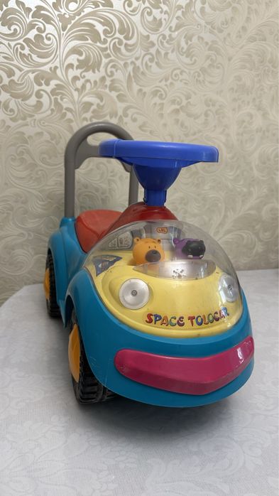 Продам толокар машинку