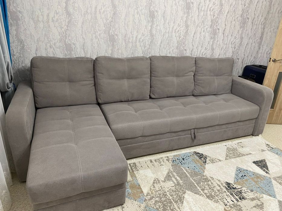 Продам диван в гостинную