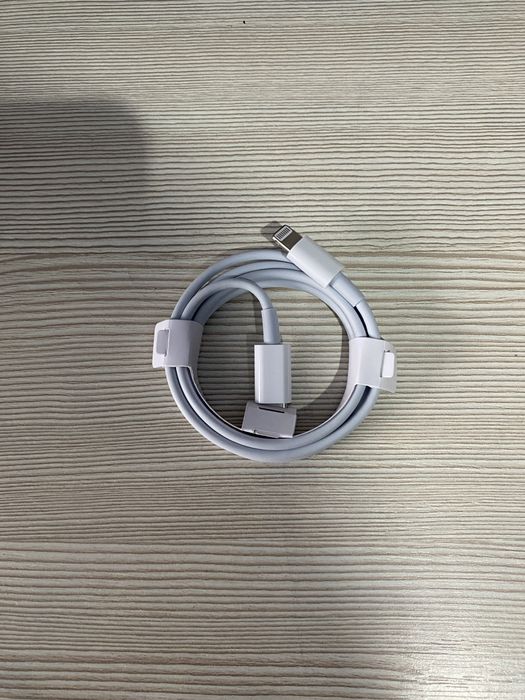 Провод iPhone зарядки