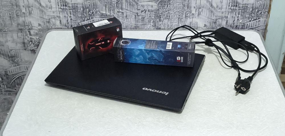 Продам ноутбук Lenovo