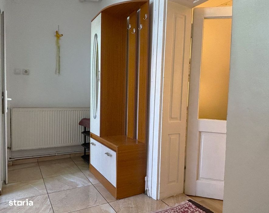 Apartament la casă, 2 camere, zona Lupeni