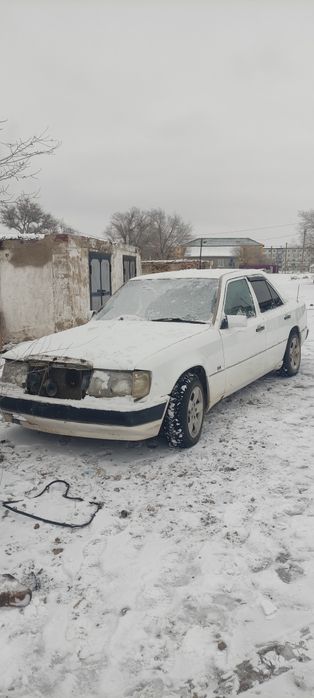 Мерседес w124 E200