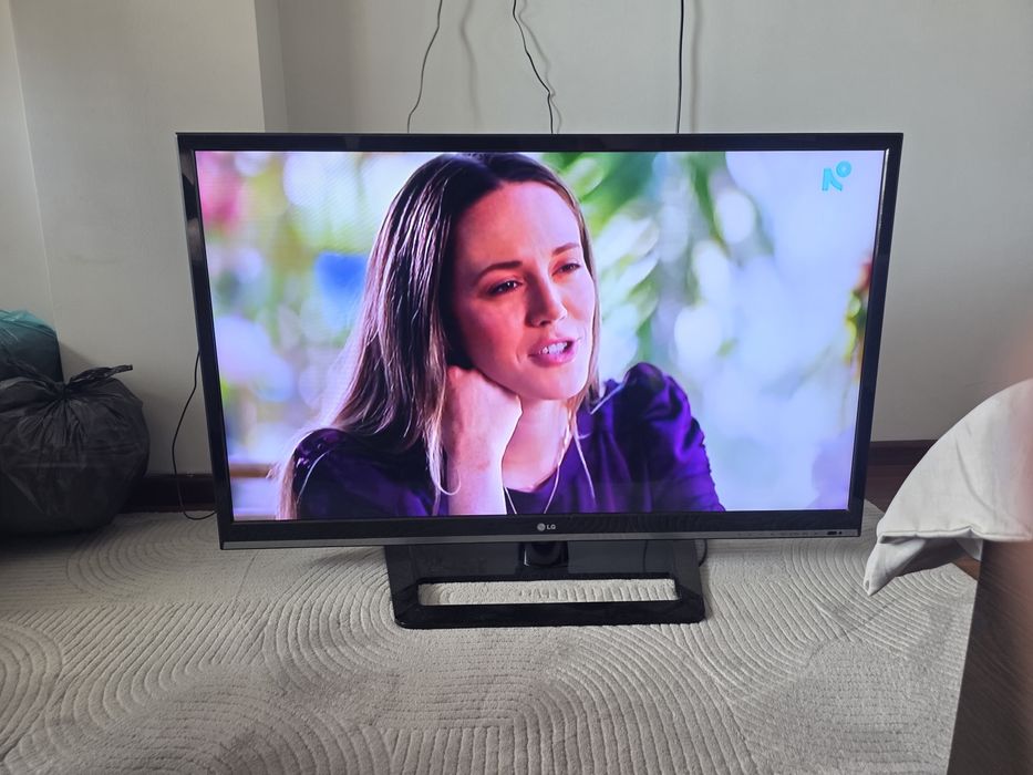 LG 42 INCH телевизор